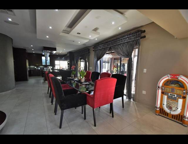 5 BEDROOM HOUSE FOR SALE IN ORIEL